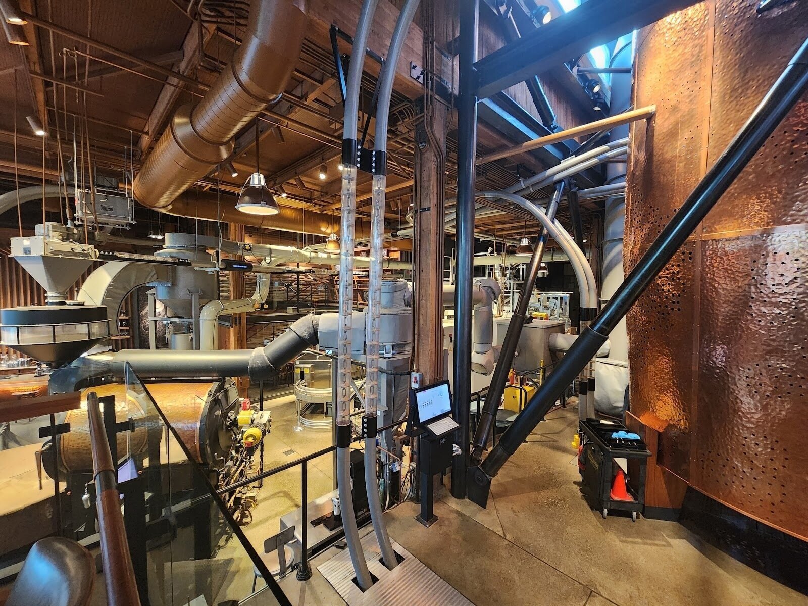 <span class="translation_missing" title="translation missing: en.meta.location_title, location_name: Starbucks Reserve Roastery, city: Seattle">Location Title</span>