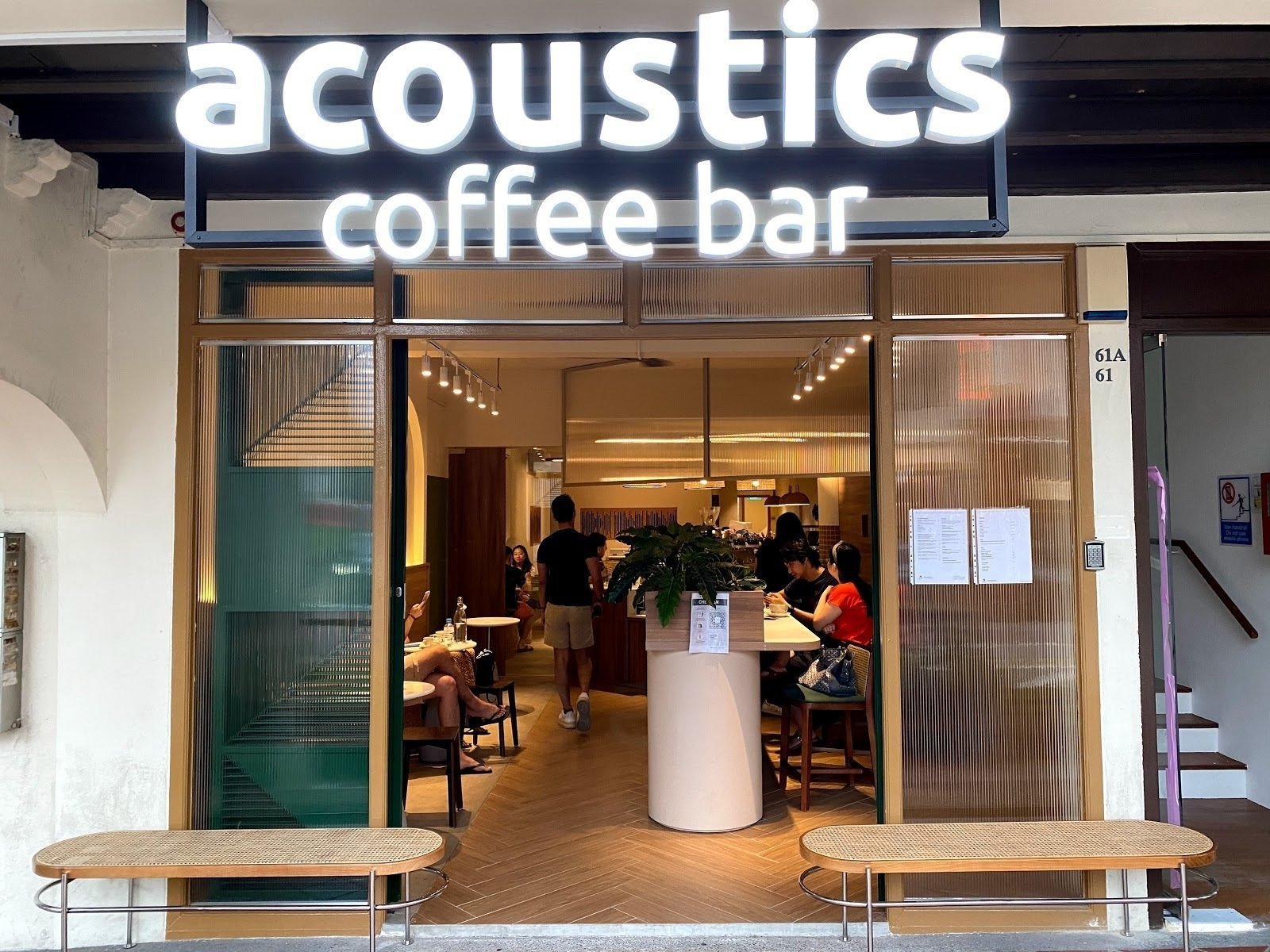 <span class="translation_missing" title="translation missing: en.meta.location_title, location_name: Acoustics Coffee Bar, city: Singapore">Location Title</span>