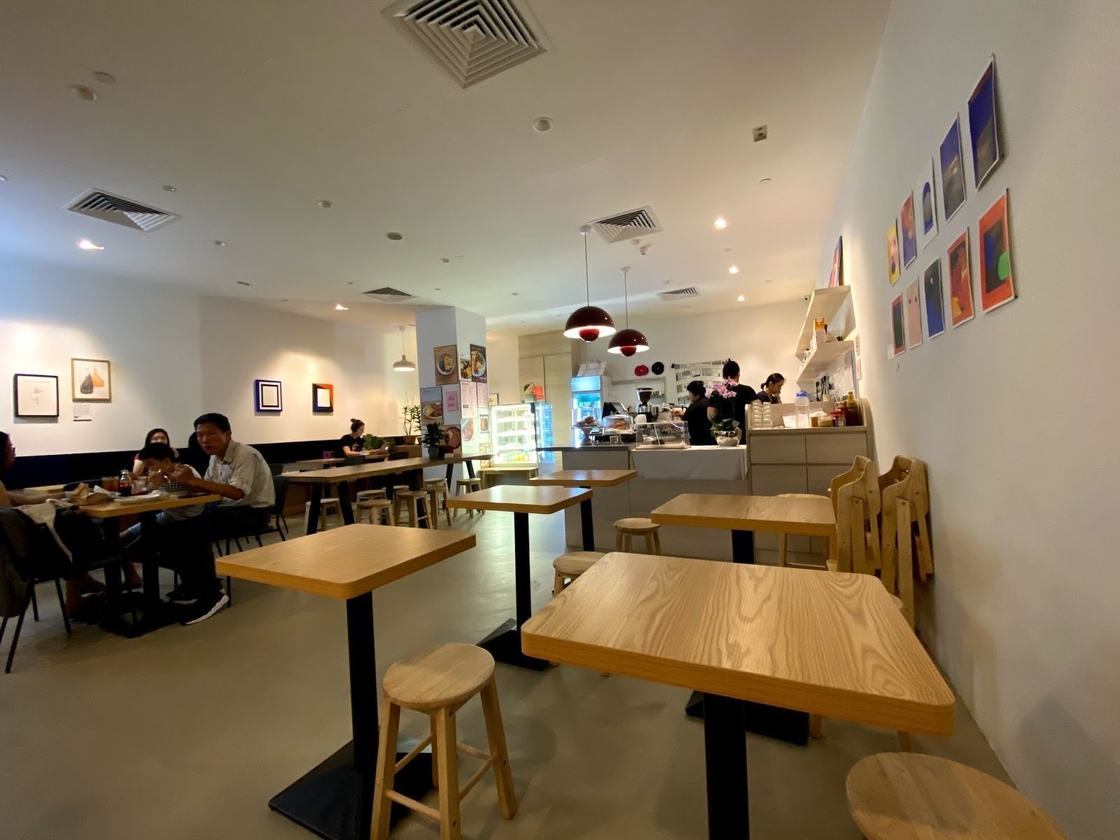 <span class="translation_missing" title="translation missing: en.meta.location_title, location_name: KONG CAFE, city: Singapore">Location Title</span>