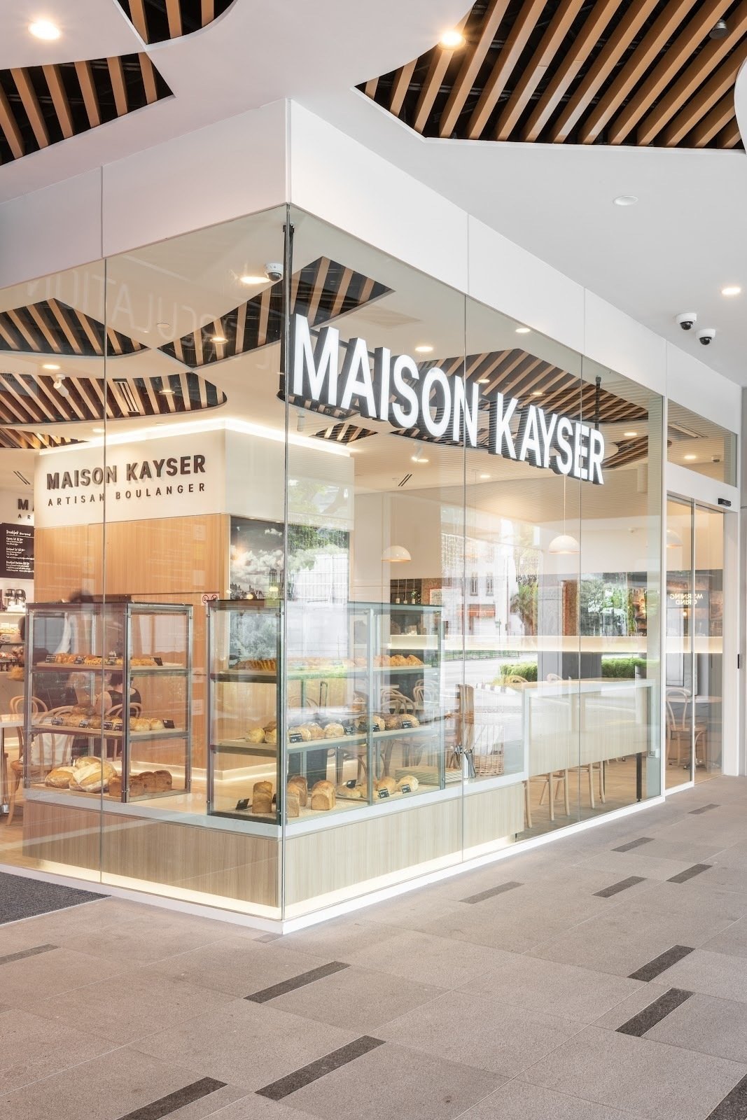 <span class="translation_missing" title="translation missing: en.meta.location_title, location_name: Maison Kayser China Square Central, city: Singapore">Location Title</span>