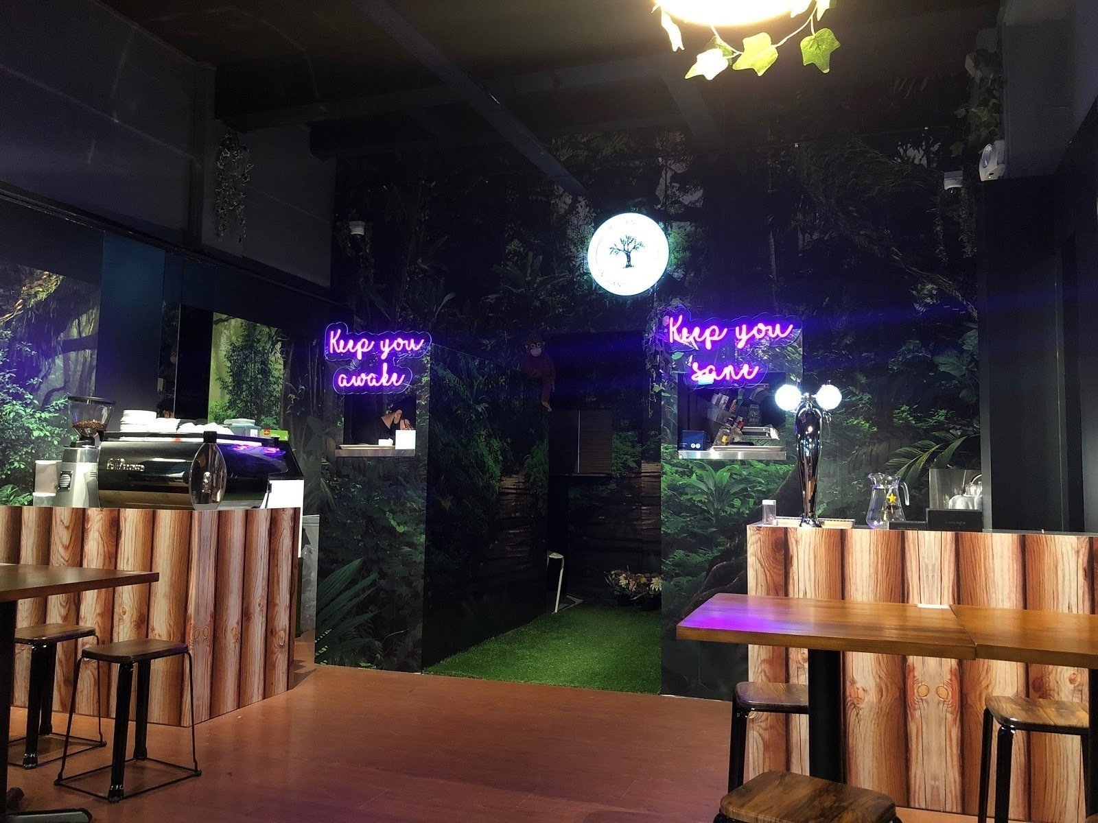 <span class="translation_missing" title="translation missing: en.meta.location_title, location_name: Mosanco Enchanted Cafe - The Rainforest, city: Singapore">Location Title</span>