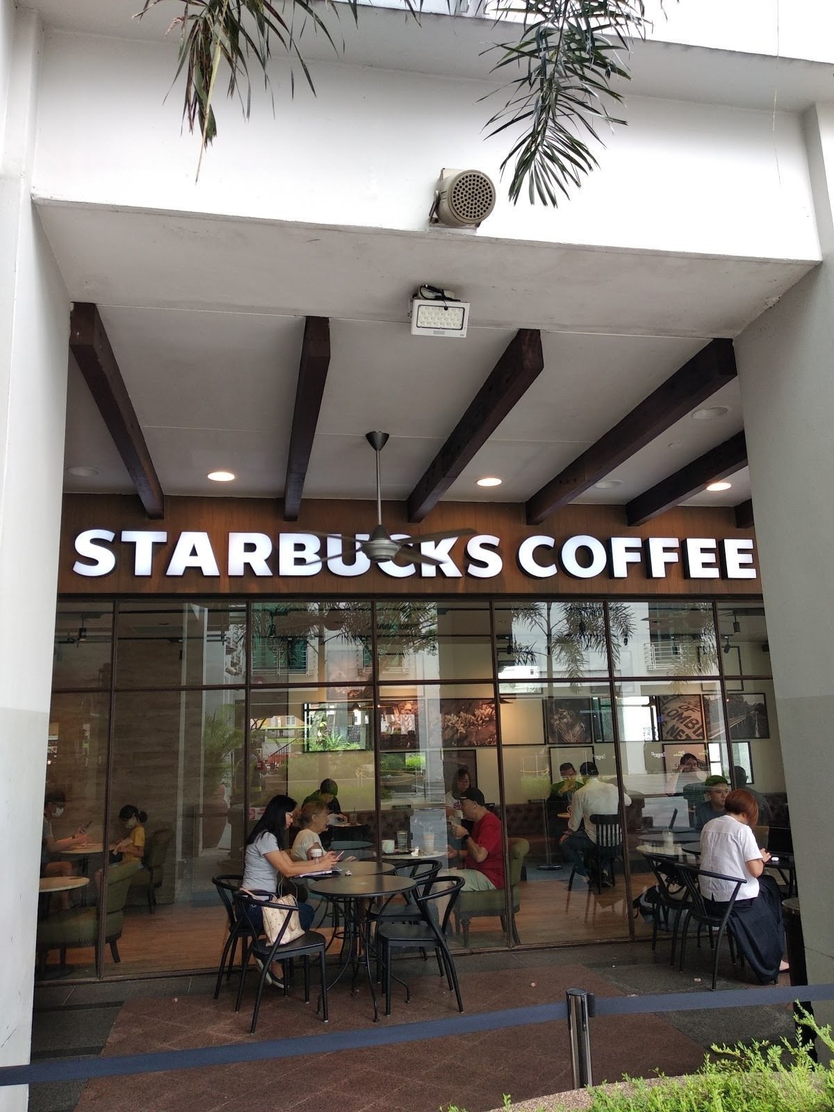 <span class="translation_missing" title="translation missing: en.meta.location_title, location_name: Starbucks @ Bugis Junction, city: Singapore">Location Title</span>