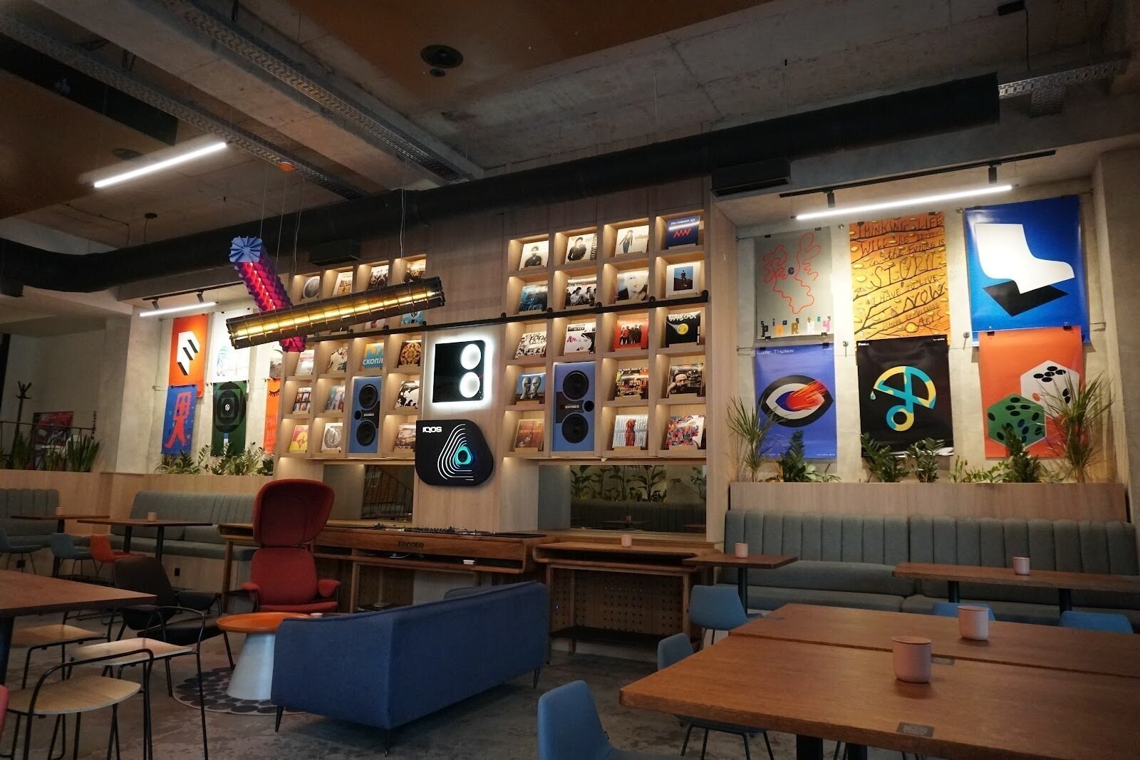 Bonobo | Drink Vinyl Plate: A Work-Friendly Place in Skopje
