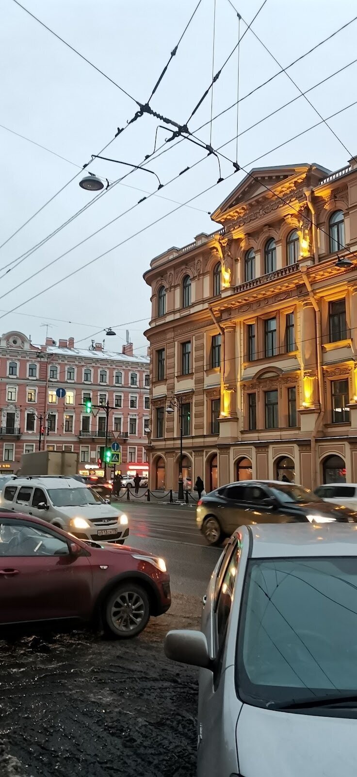 <span class="translation_missing" title="translation missing: en.meta.location_title, location_name: Vladimirskiy, city: St Petersburg">Location Title</span>