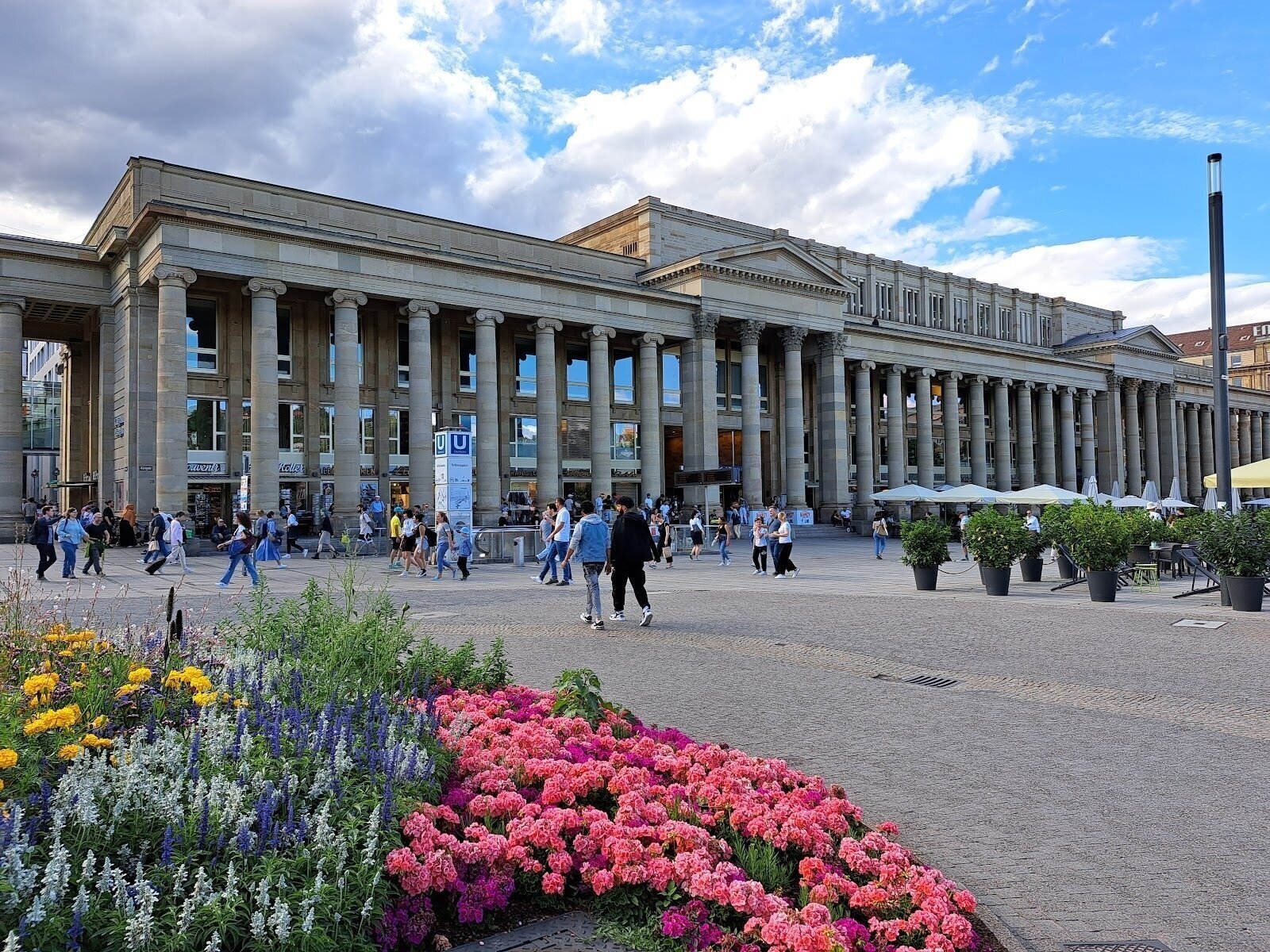Stuttgart Zentrum: A Work-Friendly Place in Stuttgart