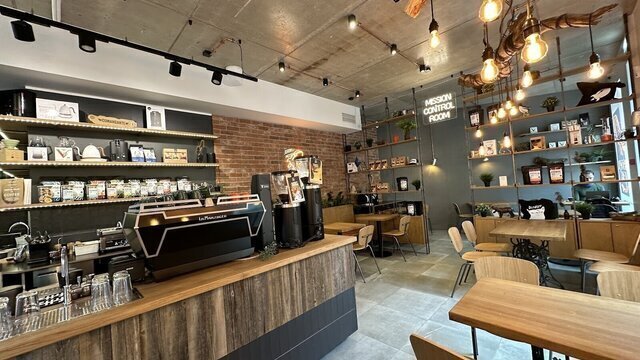 Rocket Bean Café