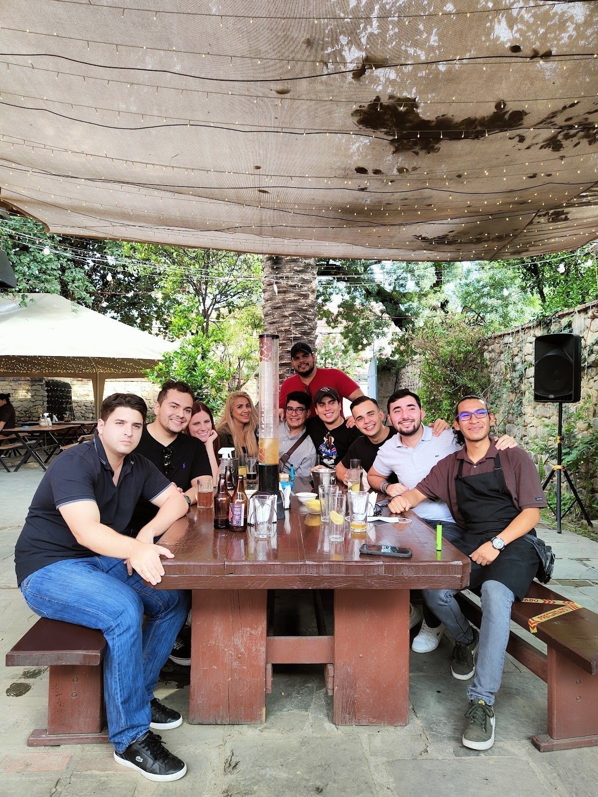 <span class="translation_missing" title="translation missing: en.meta.location_title, location_name: Tarija Beer Garden, city: Tarija">Location Title</span>