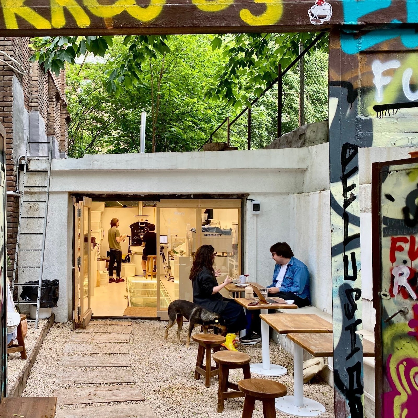 <span class="translation_missing" title="translation missing: en.meta.location_title, location_name: Shavi Coffee Roasters - The Garage, city: Tbilisi">Location Title</span>