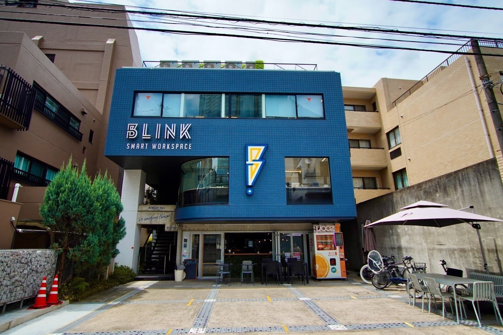 <span class="translation_missing" title="translation missing: en.meta.location_title, location_name: BLINK Cafe, city: Tokyo">Location Title</span>