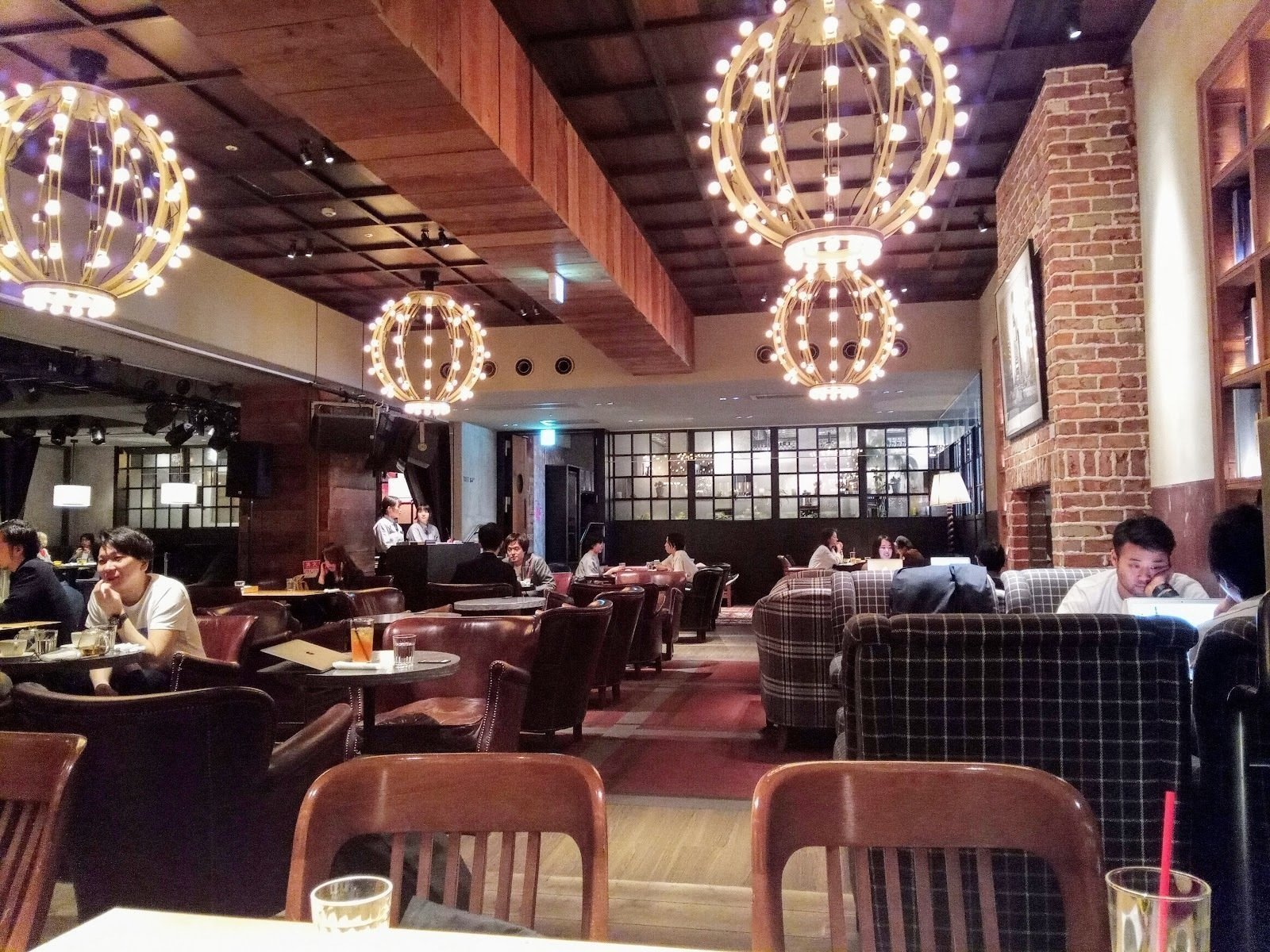 <span class="translation_missing" title="translation missing: en.meta.location_title, location_name: Living Room Cafe by eplus, city: Tokyo">Location Title</span>