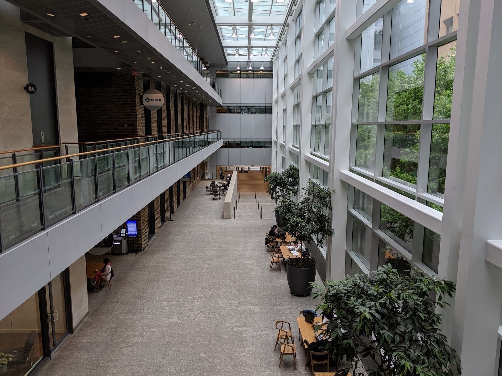 MaRS Discovery District: A Work-Friendly Place in Toronto