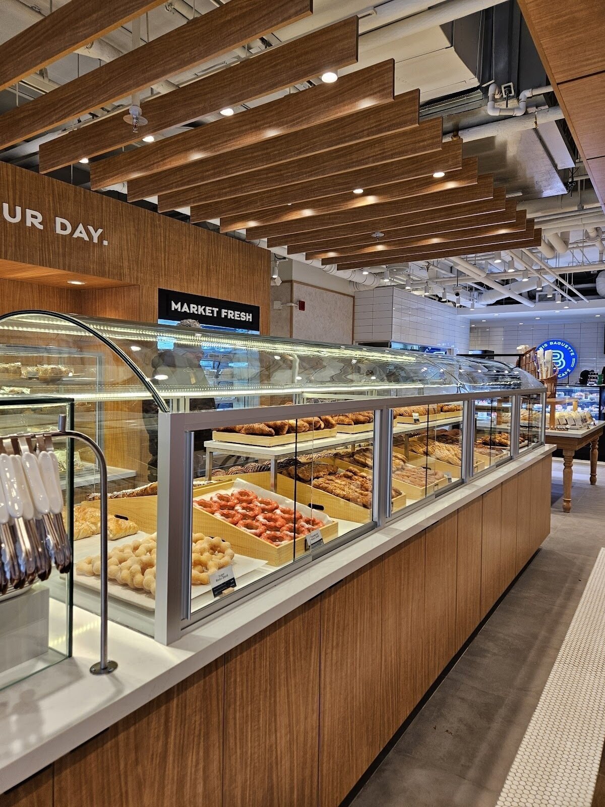 <span class="translation_missing" title="translation missing: en.meta.location_title, location_name: Paris Baguette, city: Toronto">Location Title</span>