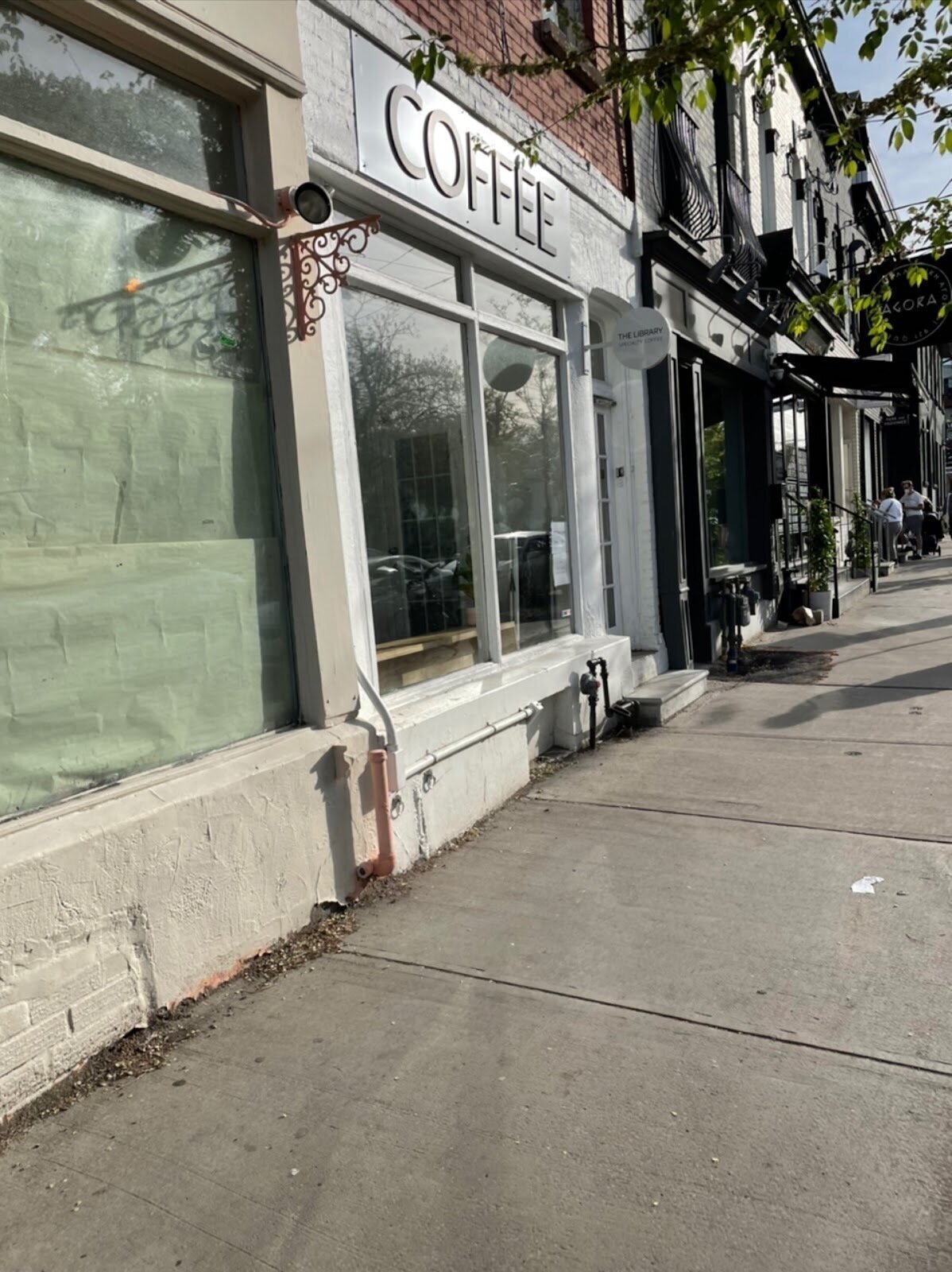 <span class="translation_missing" title="translation missing: en.meta.location_title, location_name: White Squirrel Coffee Shop, city: Toronto">Location Title</span>