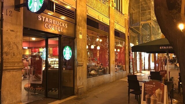 Starbucks @ C/ de Sant Vicent Màrtir