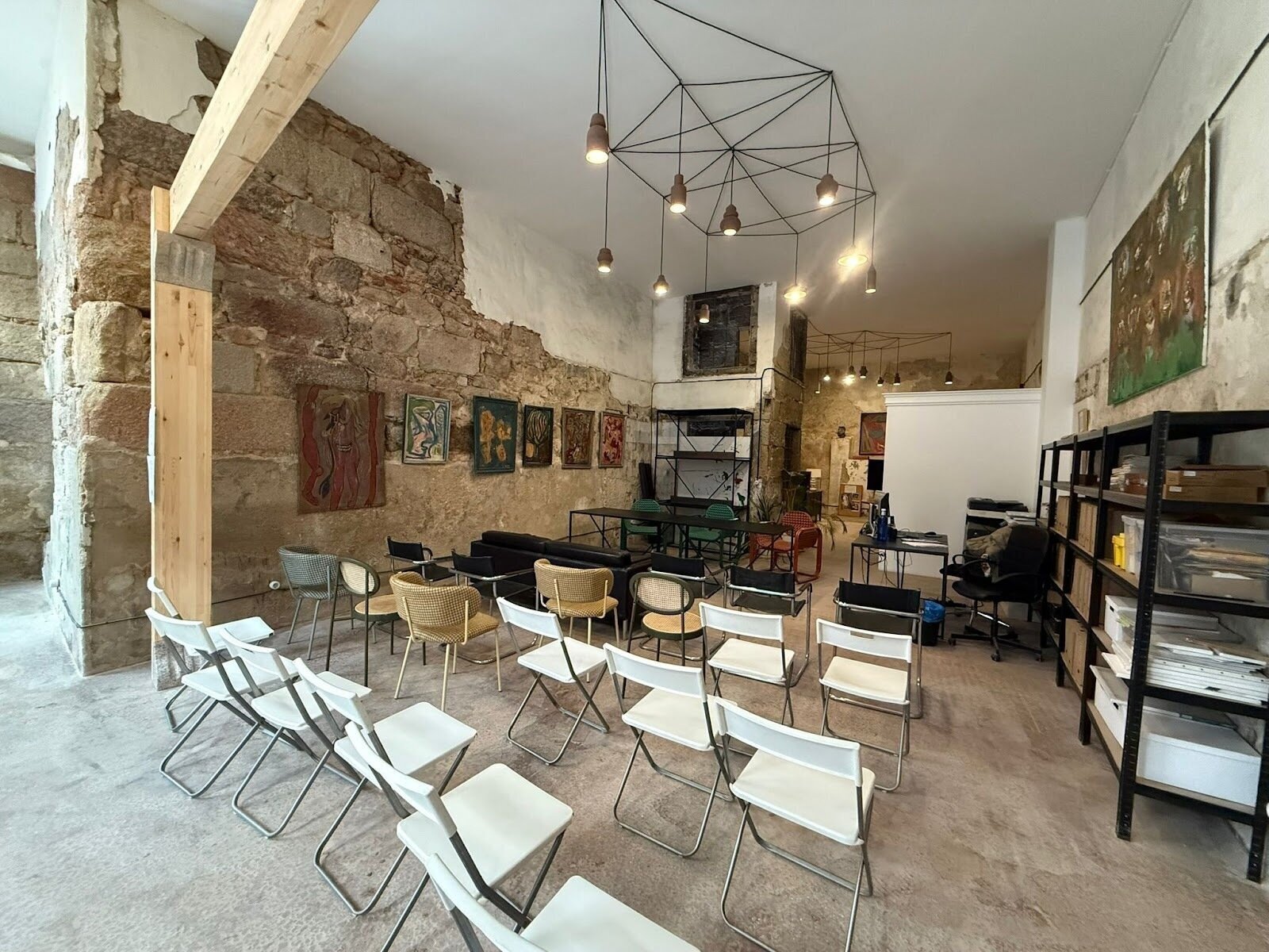 Colectivo Track: A Work-Friendly Place in Vigo