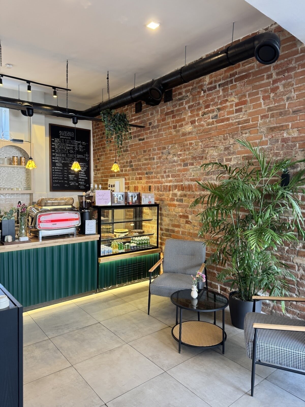 <span class="translation_missing" title="translation missing: en.meta.location_title, location_name: No.34 Coffee&amp;Breakfast, city: Warsaw">Location Title</span>