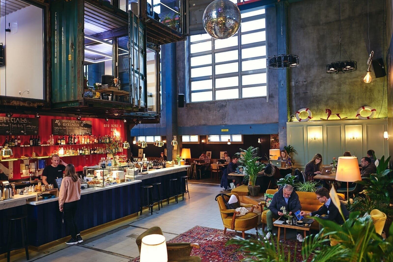 <span class="translation_missing" title="translation missing: en.meta.location_title, location_name: Kraftwerk, city: Zürich">Location Title</span>